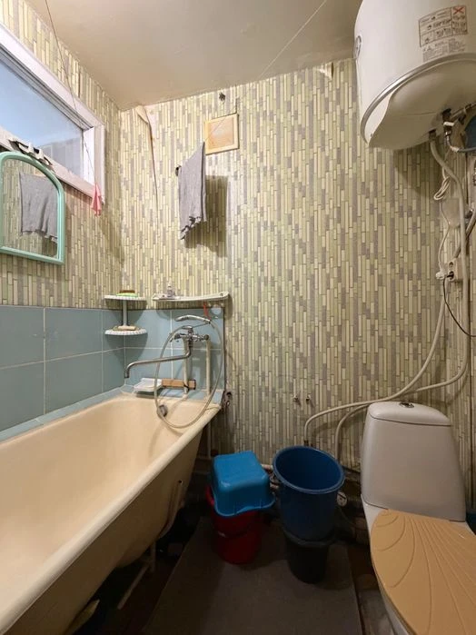 Продам 1к квартиру на вул. Галини Мазепи / Калинова
