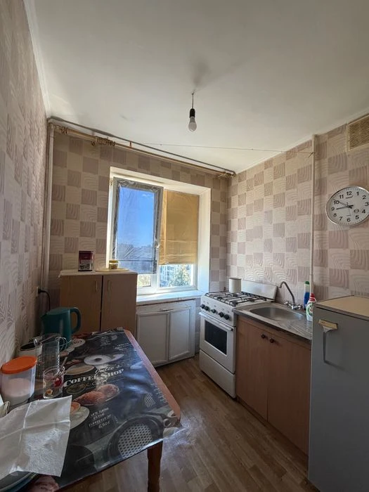 Продам 1к квартиру на вул. Галини Мазепи / Калинова