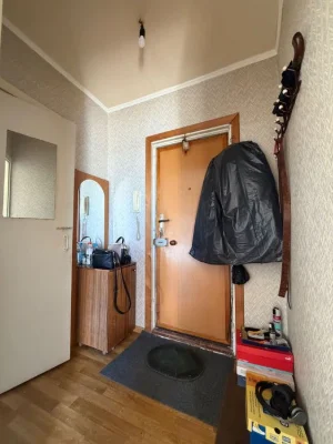 Продам 1к квартиру на вул. Галини Мазепи / Калинова