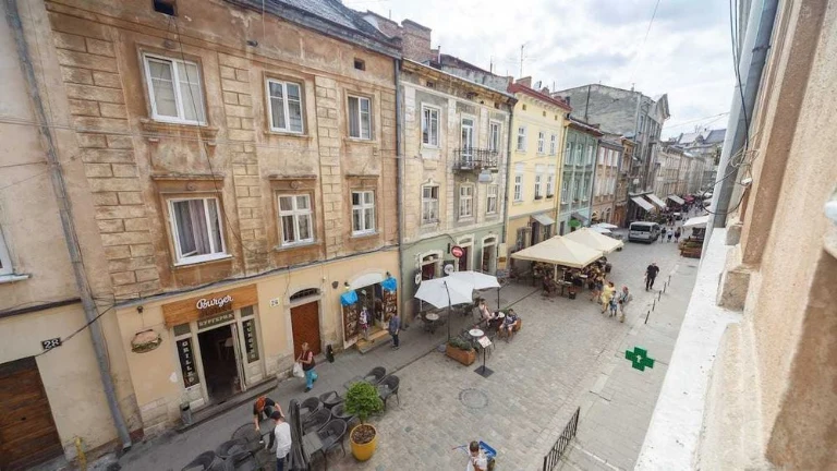 Продаж  1-кім квартира по вул. Сербська. Центр