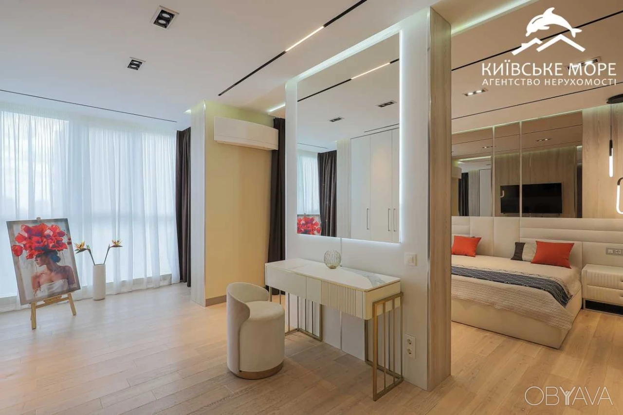 Более 4 комнат-комнатная квартира, 168.00 кв.м