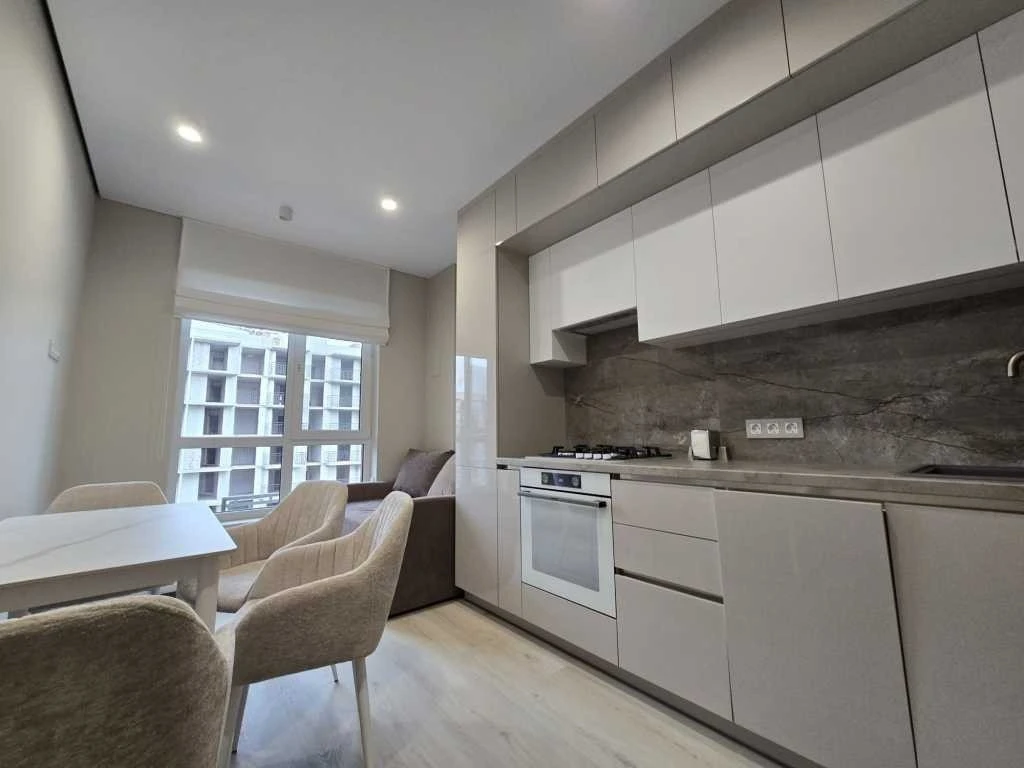 Продаж 2-кімнатної квартири 62 м², Метрологічна вул., 107А