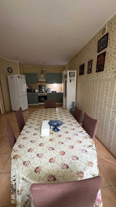 Продам 2 будинки на одному участку пр.Науки, 14