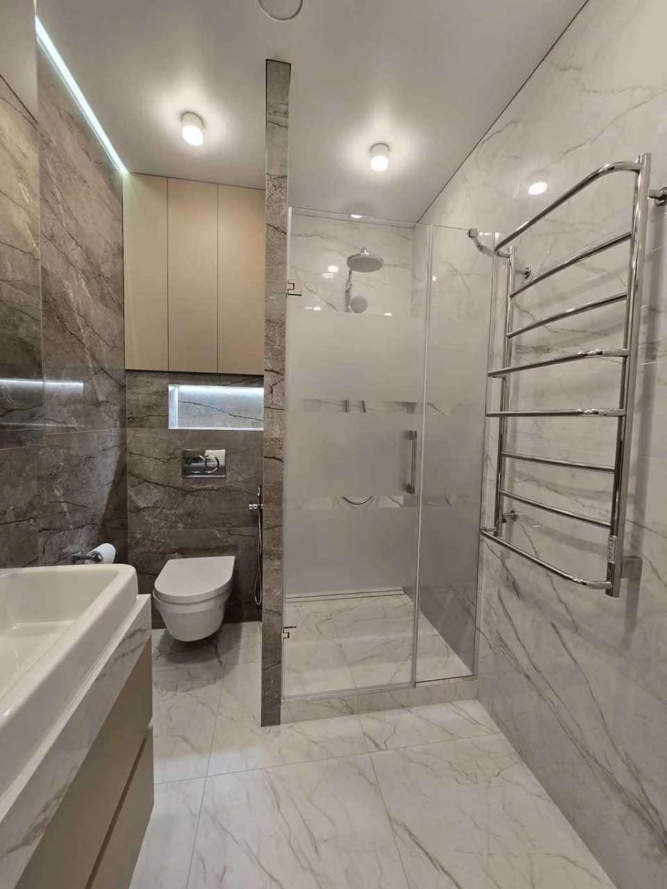 Продаж 2-кімнатної квартири 62 м², Метрологічна вул., 107А