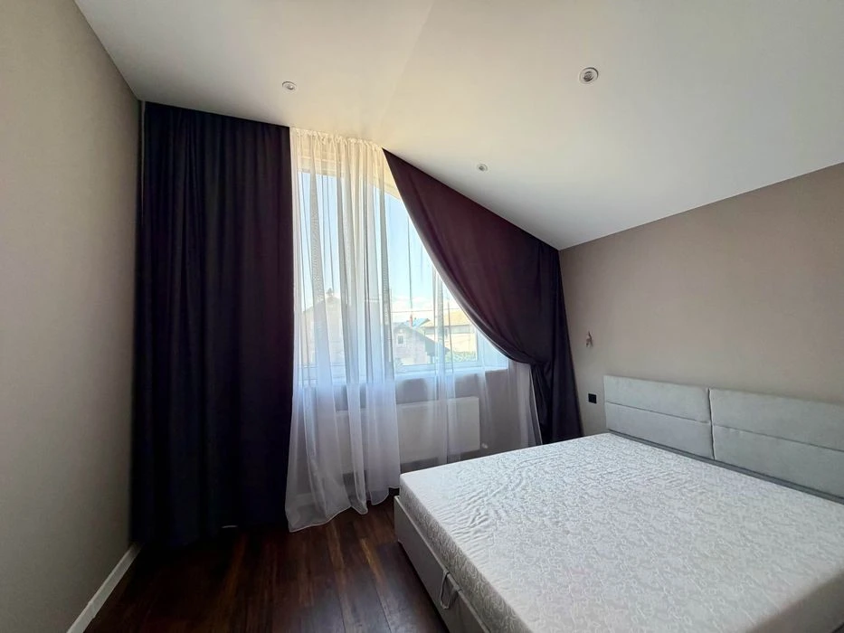 ПРОДАМ Дом с бассейном, ремонтом и мебелью, укрытием - 170 м