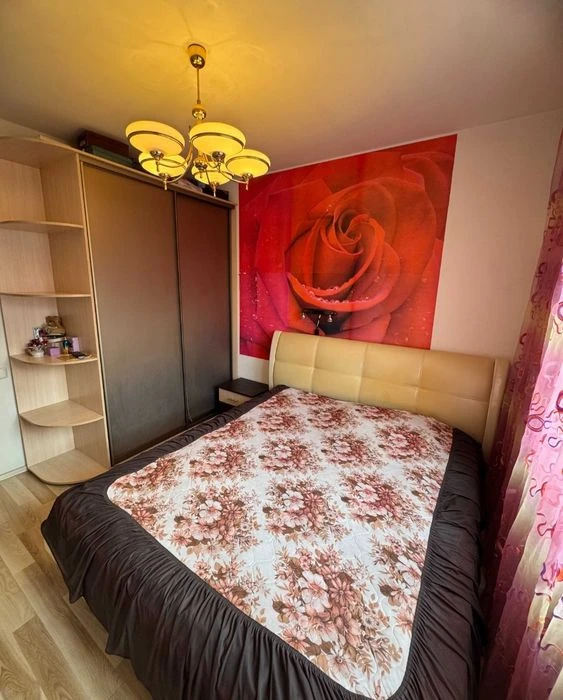 Продаж будинку 66 м2. Сертифікат. Метро Наукова.