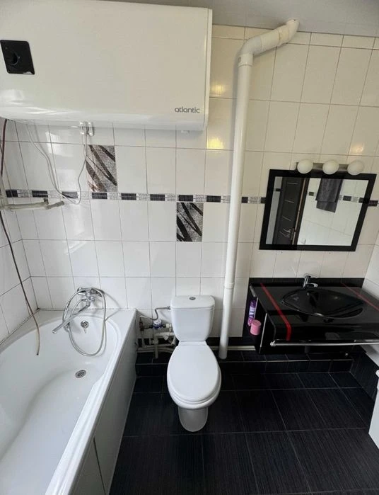 Продаж будинку 66 м2. Сертифікат. Метро Наукова.