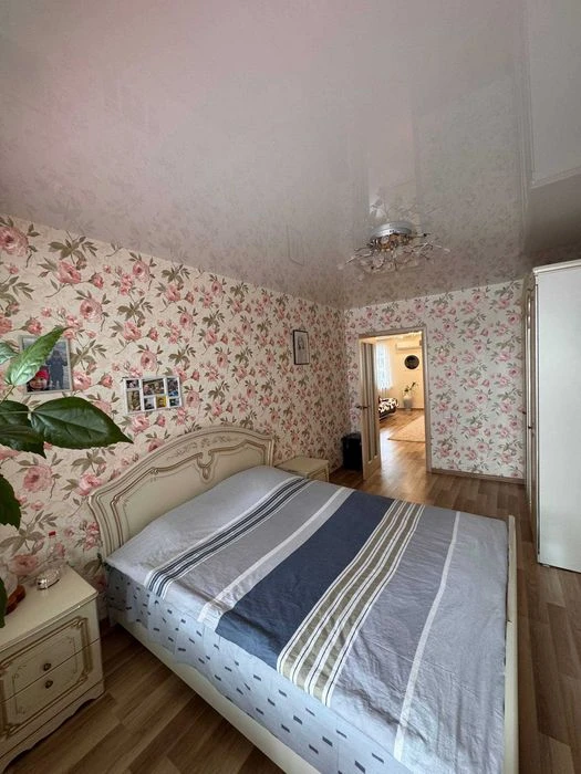 Продается 2 -х комн.квартира Бородинский мкрн 68 кв.м.