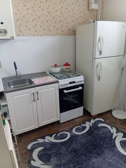 Продаю 2к сталінку центр міста