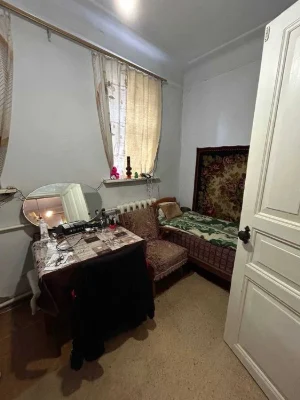 Продам 2 комн. жилкоп, в/у, район ТЦ КИТ ТАВРИЯ