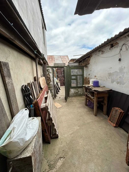 Продам 2 комн. жилкоп, в/у, район ТЦ КИТ ТАВРИЯ