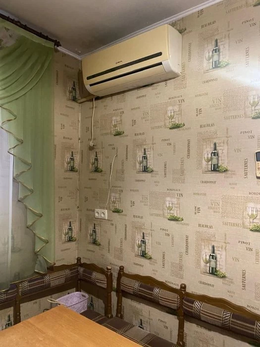 Продаю дім  в Корабельному по окружній дорозі