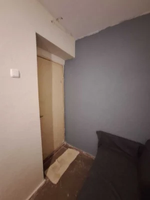 Продається 1 кімнатна квартира в центрі міста.