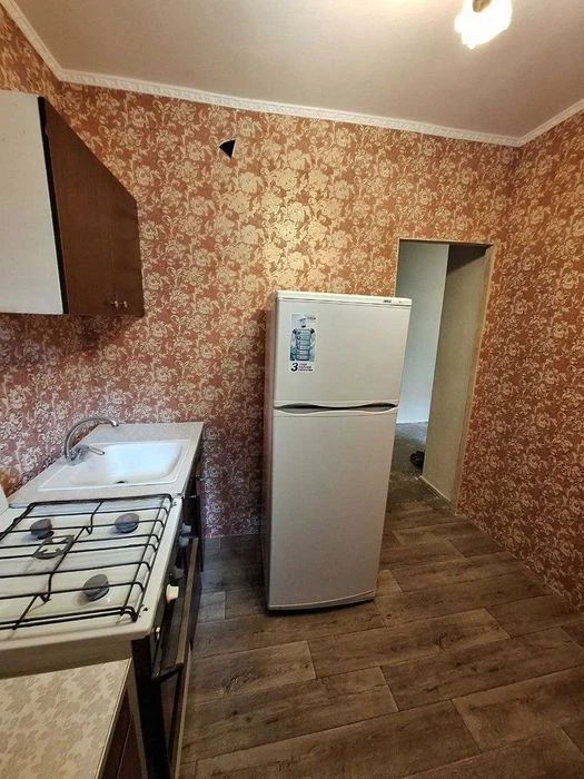 Продається 1 кімнатна квартира в центрі міста.