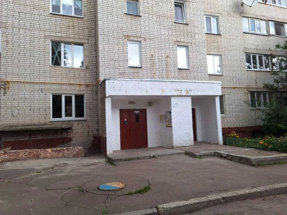 Продається 1 кімнатна квартира в центрі міста.