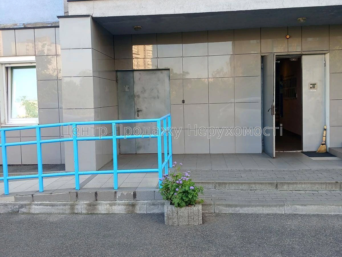 Продаж 2-кімн. квартири, 15/24 пов, 60/45/12 м², Київ — ваш