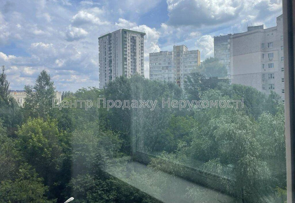 Продаж 2-кімн. квартири, 5/10 пов, 54 м², Київ – чудовий виб