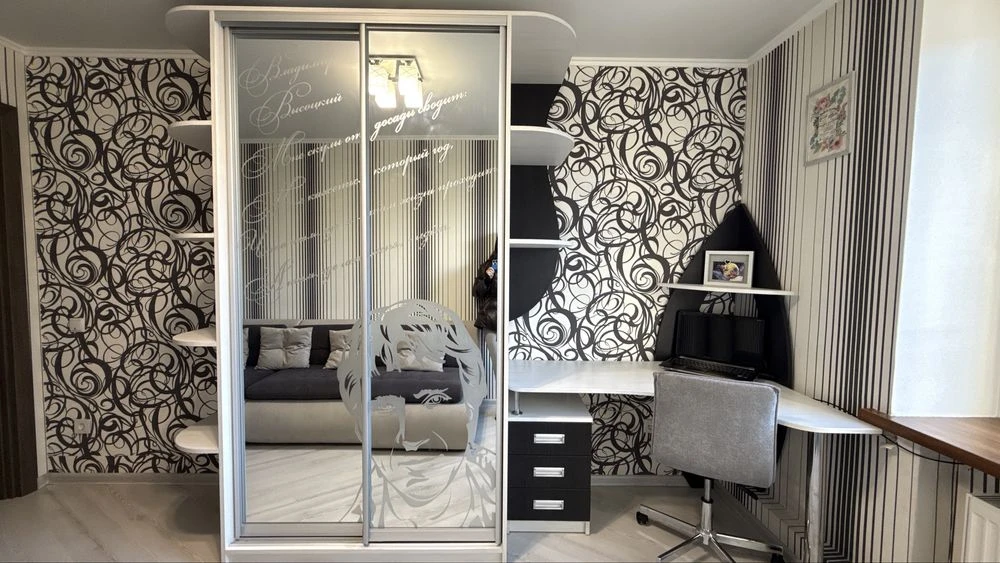 3 кк з новим ремонтом!Держ програми,ділянка 1 сотка, престиж