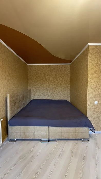 3 кк з новим ремонтом!Держ програми,ділянка 1 сотка, престиж