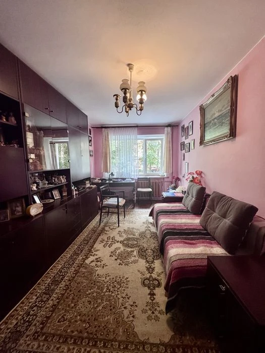 3к квартира цегла Вишенька  біля Мегамоллу