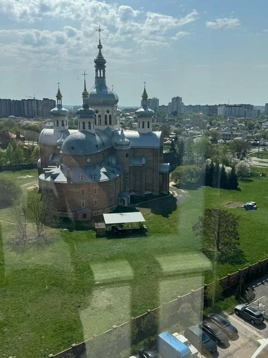 Квартира з інд. опаленням та ремонтом 194,3 м.кв. Луцьк,  Го