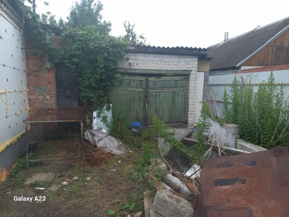 Частина будинку біля Епіцентру | 27 м² | Газ | Гараж | 14.70