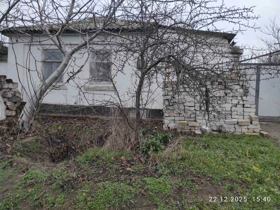 Продам (или обменяю на 1 к/к) домик в Корабельном районе (Ес