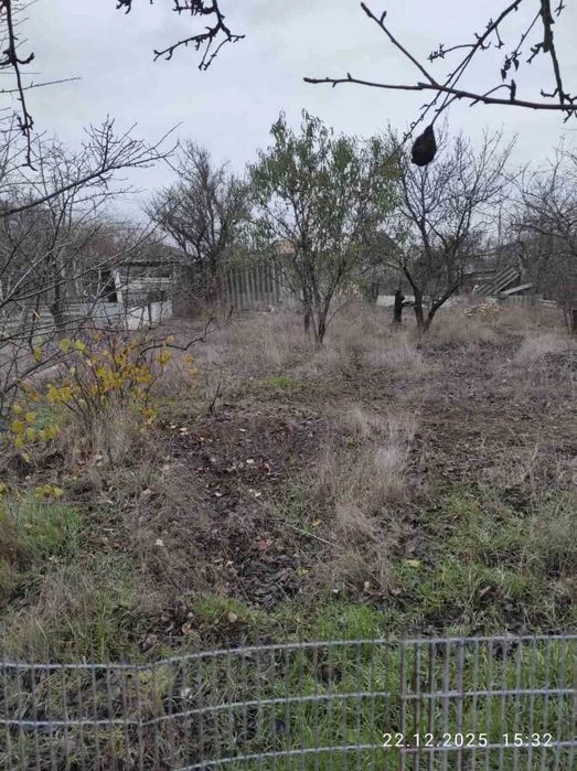 Продам (или обменяю на 1 к/к) домик в Корабельном районе (Ес