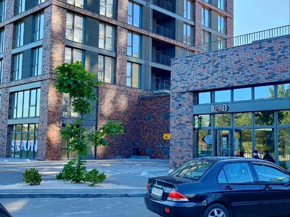 Apartment. Dnipro, Naberezhna Peremohy st.