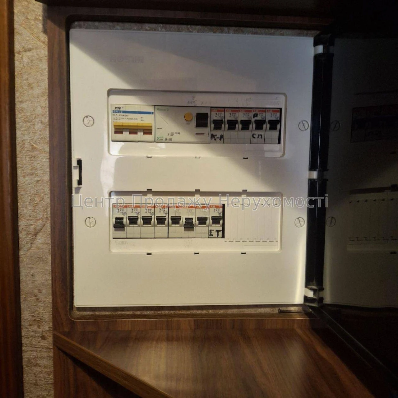 Продаж 3-кімн. квартири, 20/23 пов, 108. 3 м², Київ. Відмінн
