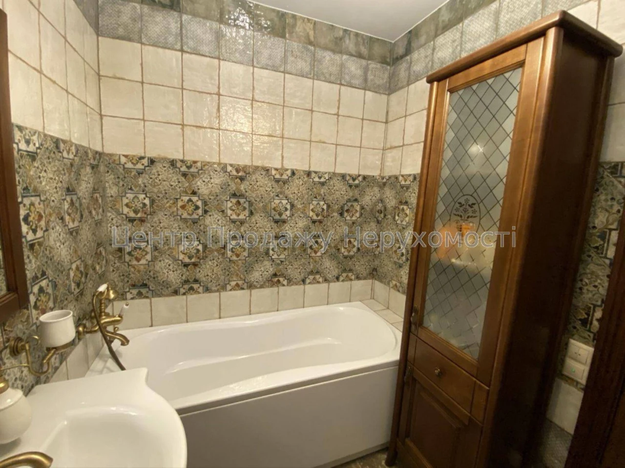 Продаж 3-кімн. квартири, 20/23 пов, 108. 3 м², Київ. Відмінн