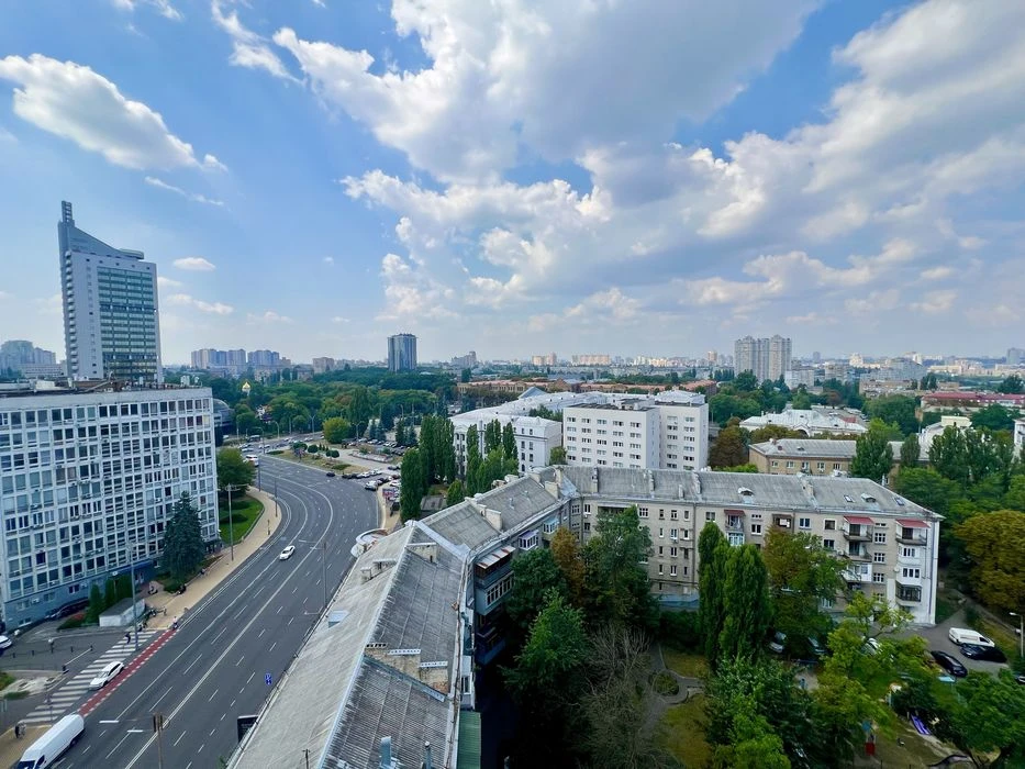 Без% ЖК бізнес класу Тайм (Time) Продаж видової 2к квартири