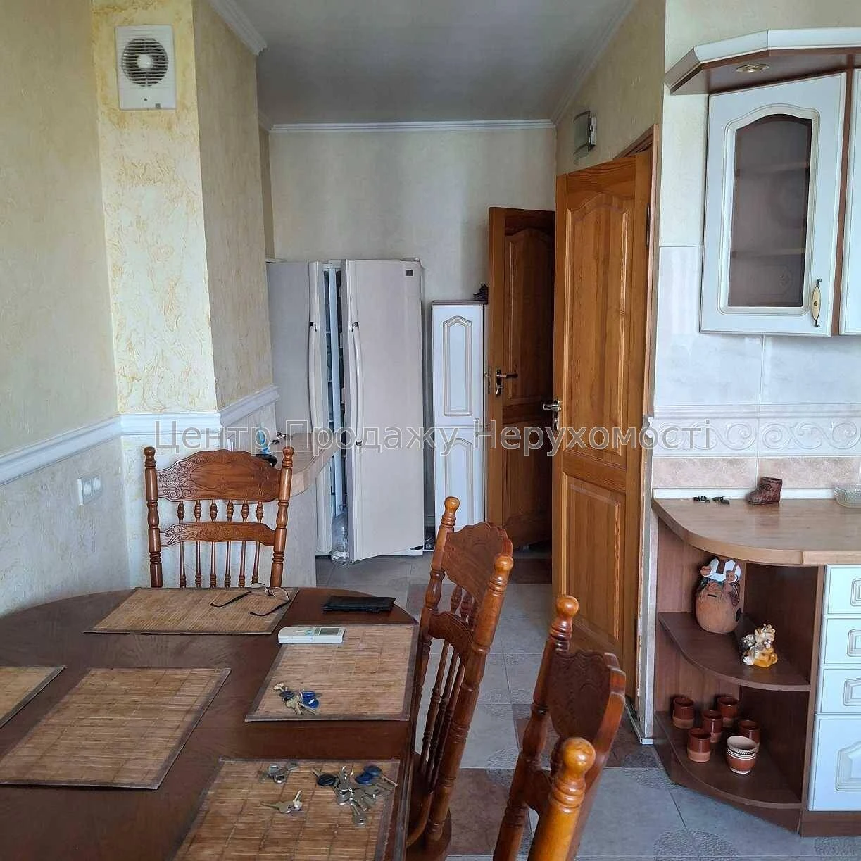 Продаж 2-кімн. кв, 13/16 пов, 51. 4 м², Київ. Відмінне житло