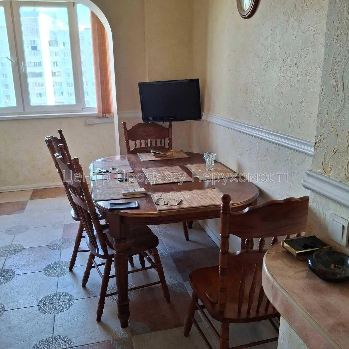 Продаж 2-кімн. кв, 13/16 пов, 51. 4 м², Київ. Відмінне житло