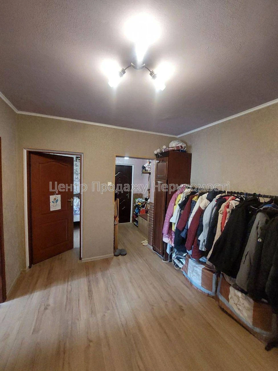 Продаж 3-кімн. квартири 75, 2 м², 2/16 пов, Київ. Відмінна п