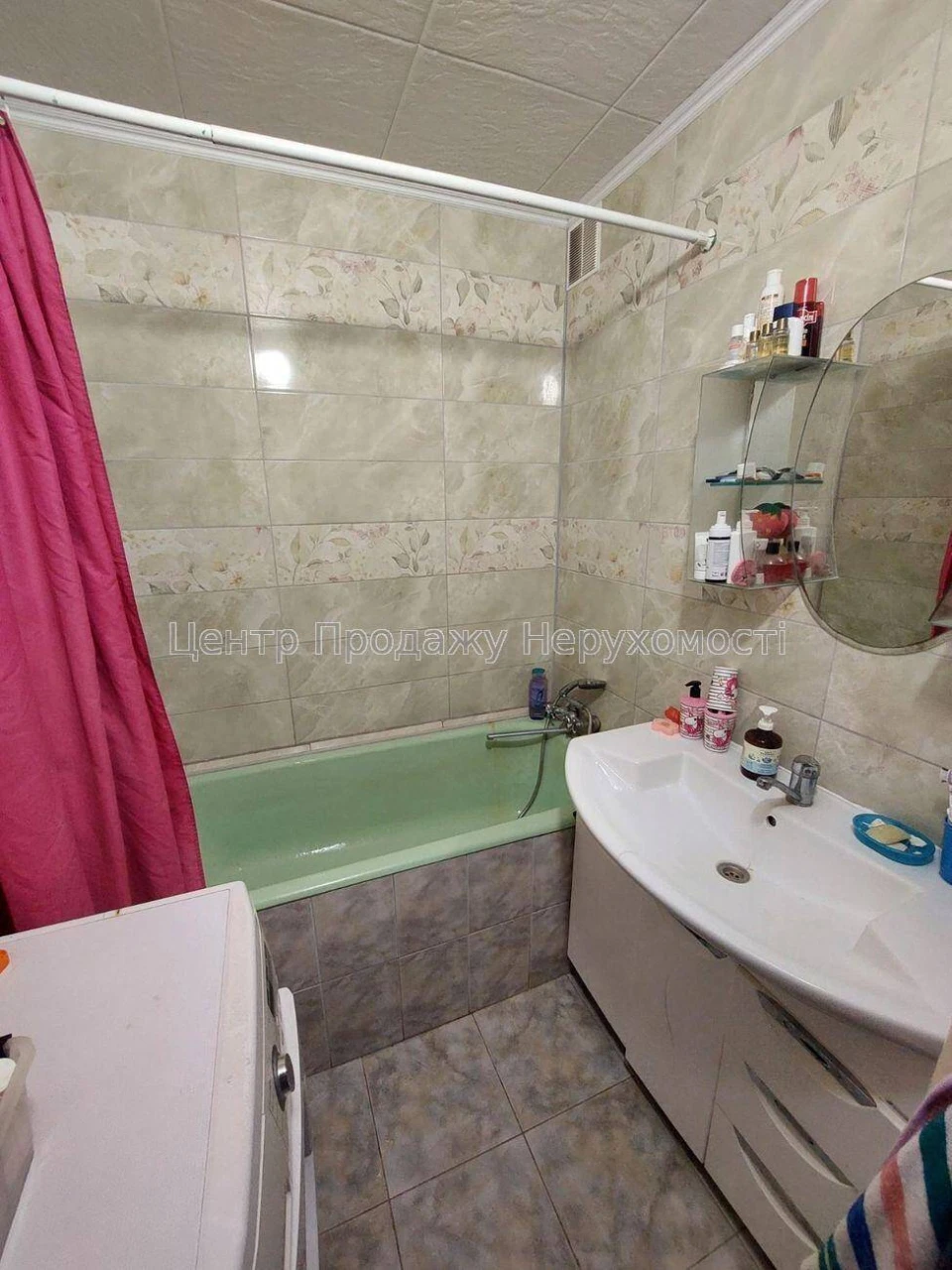 Продаж 3-кімн. квартири 75, 2 м², 2/16 пов, Київ. Відмінна п