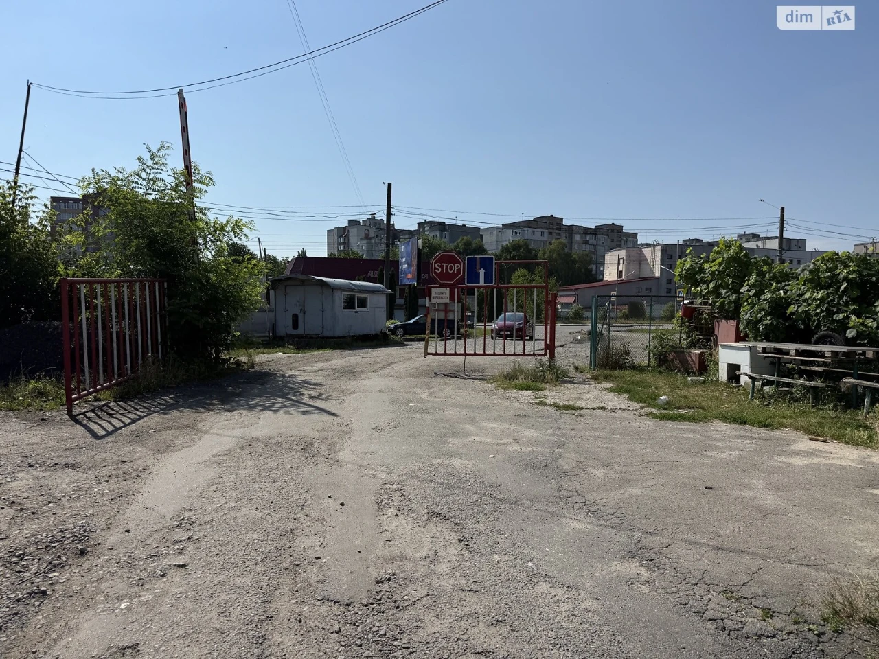 Продаж Окремий гараж Виставка