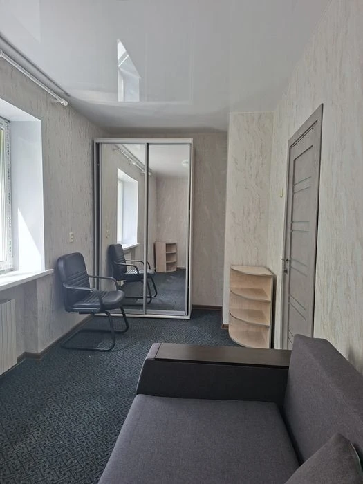 Продам 2к кв.пр.Науки 63,р-н.Юрид.акад.3/4,ремонт,47000$