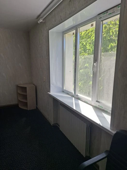 Продам 2к кв.пр.Науки 63,р-н.Юрид.акад.3/4,ремонт,47000$