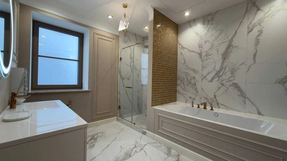 New premium house in Sauvignon, Odessa. 330 m². Swimming pool