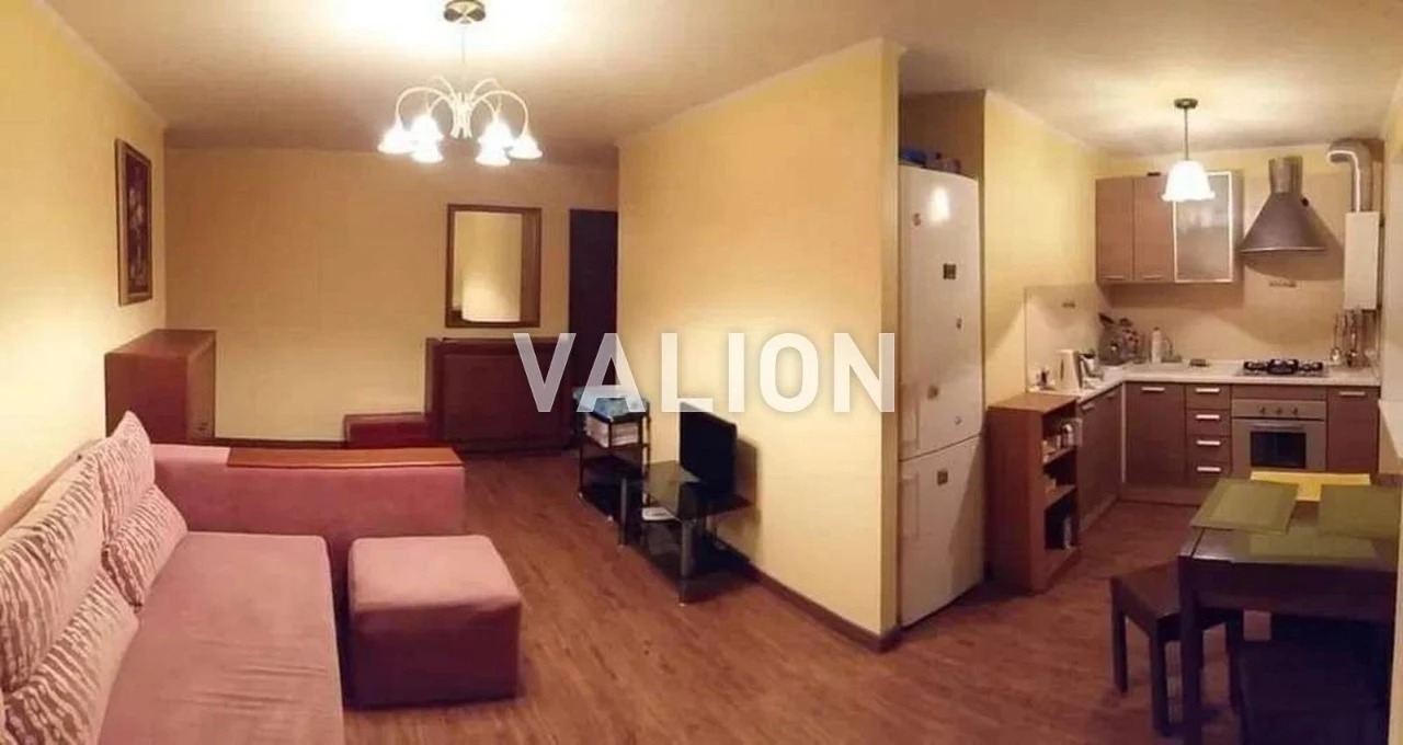 Продаж 2-х.к. квартири Загорівська (Багговутівська) 25