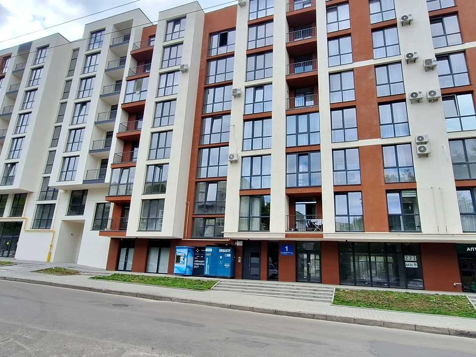Квартира. Львів, Леоніда Перфецького вул., (Будинок)