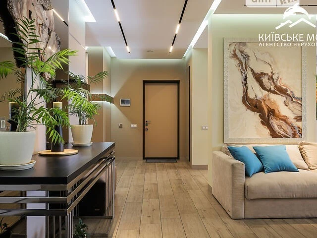 Продаж 4к квартири 168 кв. м на вул. Воскресенська 18 • ID 3