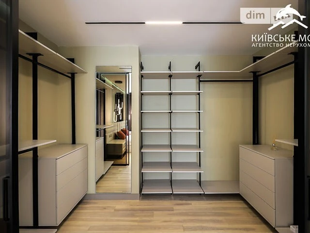 Продаж 4к квартири 168 кв. м на вул. Воскресенська 18 • ID 3