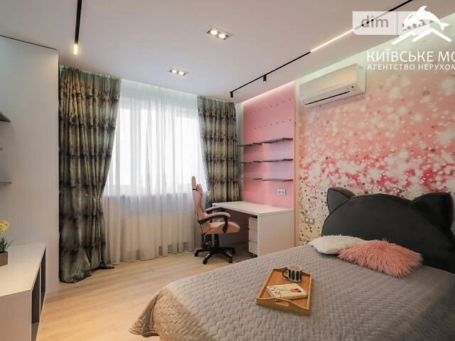 Продаж 4к квартири 168 кв. м на вул. Воскресенська 18 • ID 3