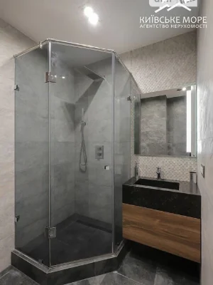Продаж 4к квартири 168 кв. м на вул. Воскресенська 18 • ID 3