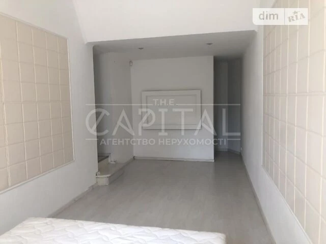 Продаж 5к квартири 300 кв. м на вул. Платона Майбороди 23 •