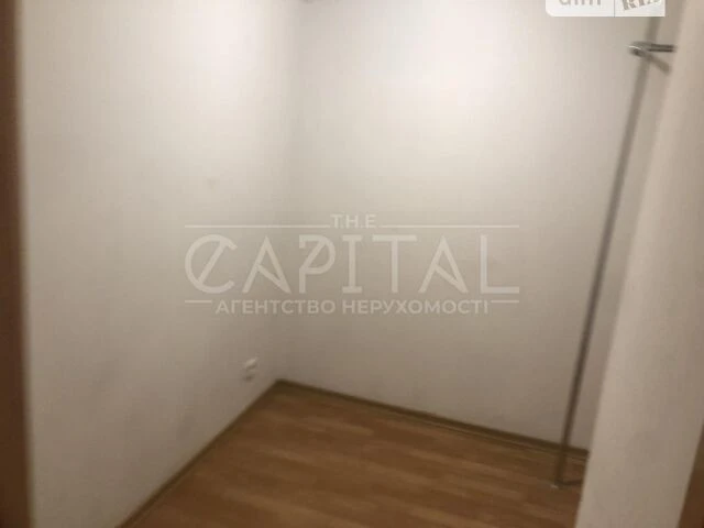 Продаж 5к квартири 300 кв. м на вул. Платона Майбороди 23 •