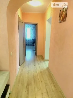 Продаж 3к квартири 113 кв. м на вул. Олександра Лазаревськог