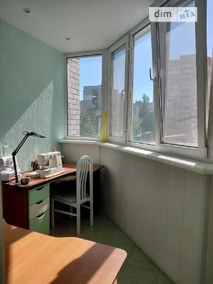 Продаж 3к квартири 113 кв. м на вул. Олександра Лазаревськог